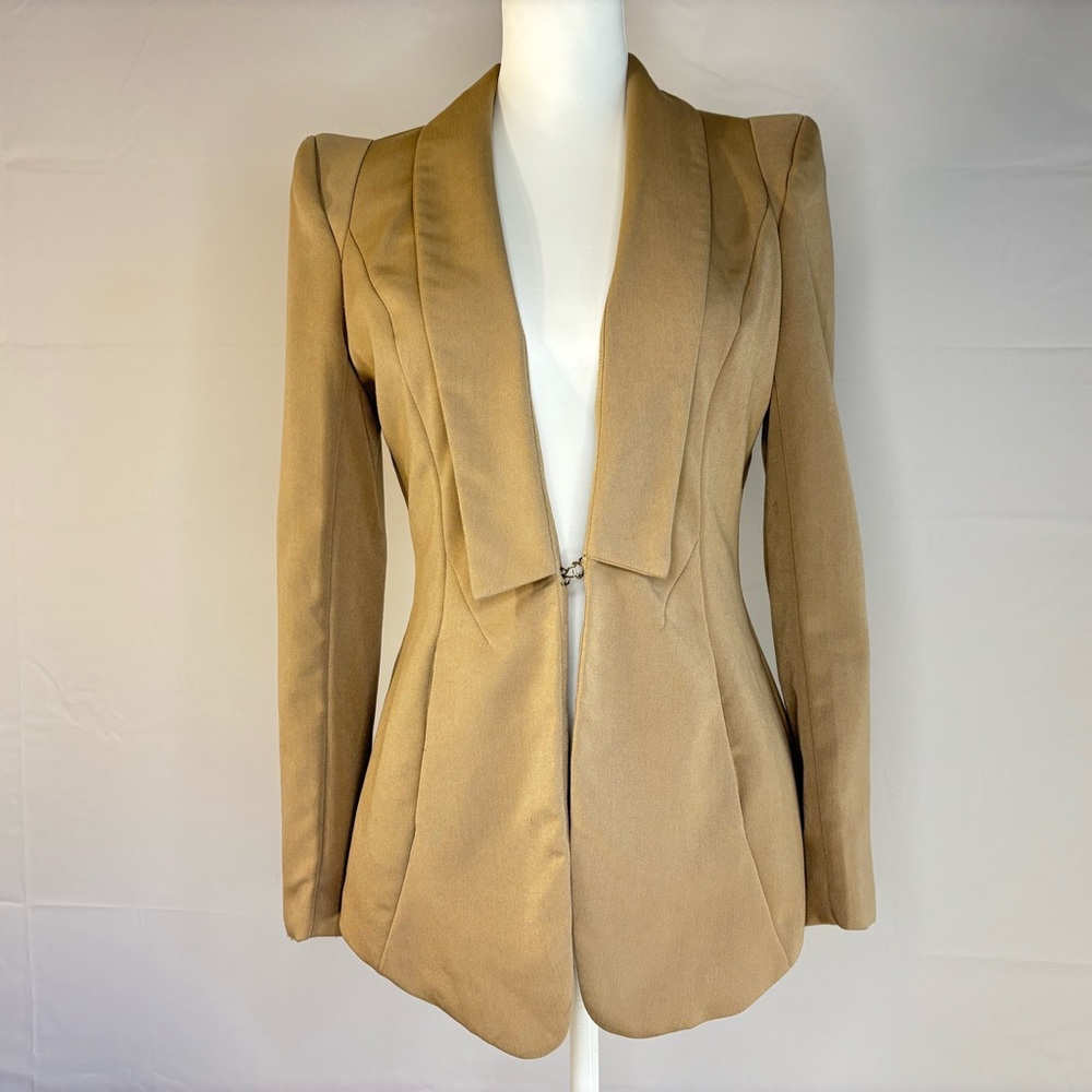 Machima Tailored Blazer Women’s Medium Beige Fitted Feminine Jacket Blazer